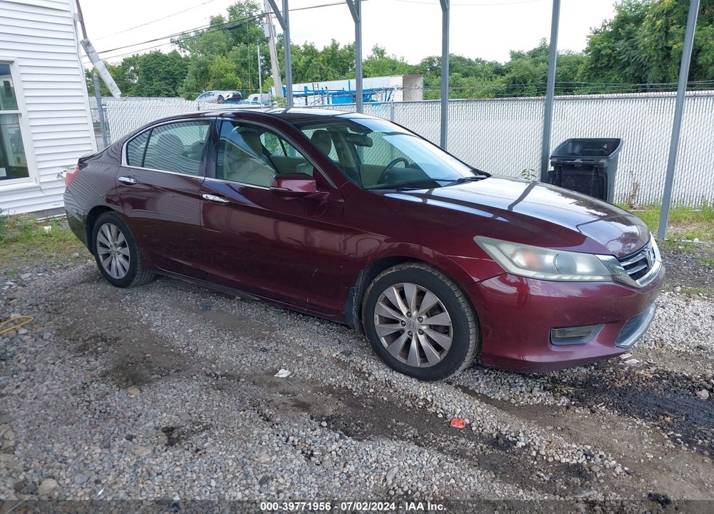 2015 HONDA ACCORD EX-L V-6 VIN: 1HGCR3F88FA017229