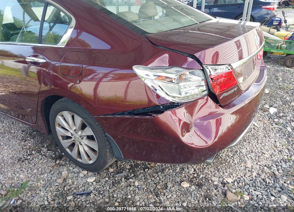 2015 HONDA ACCORD EX-L V-6 VIN: 1HGCR3F88FA017229