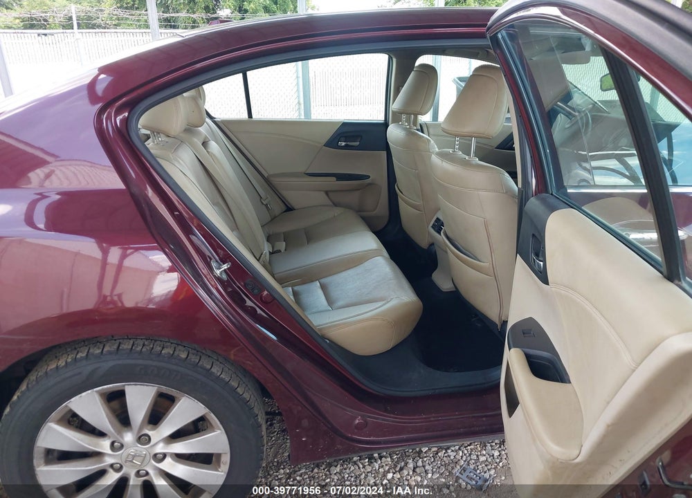 2015 HONDA ACCORD EX-L V-6 VIN: 1HGCR3F88FA017229
