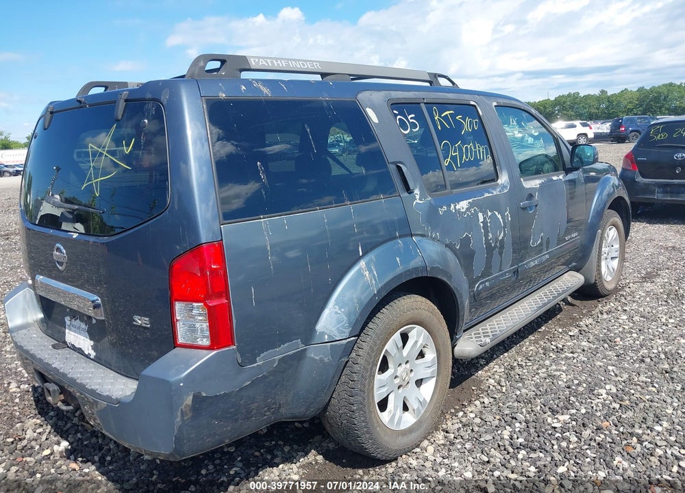 2005 NISSAN PATHFINDER SE OFF ROAD VIN: 5N1AR18W35C715235