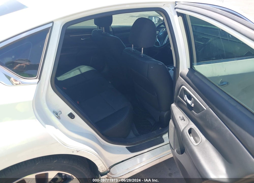 2017 NISSAN ALTIMA 2.5 SR VIN: 1N4AL3AP1HN331277