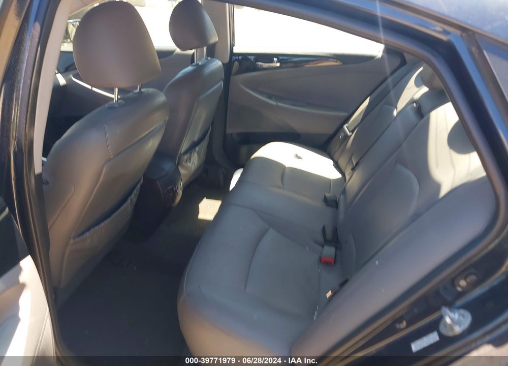 2011 HYUNDAI SONATA LIMITED VIN: 5NPEC4AC3BH030564