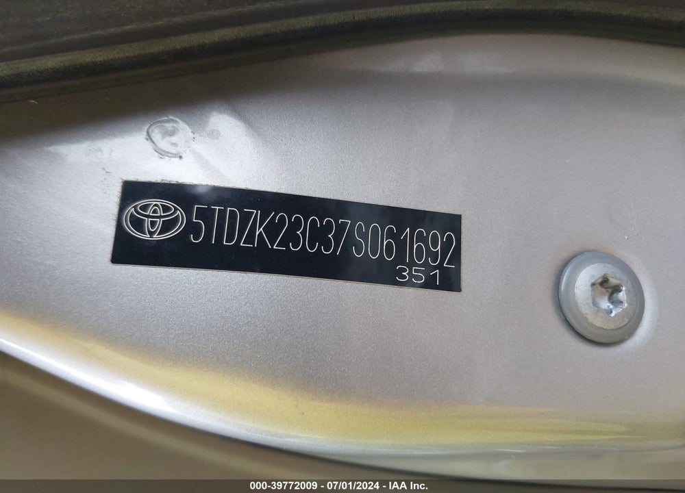 2007 TOYOTA SIENNA LE VIN: 5TDZK23C37S061692