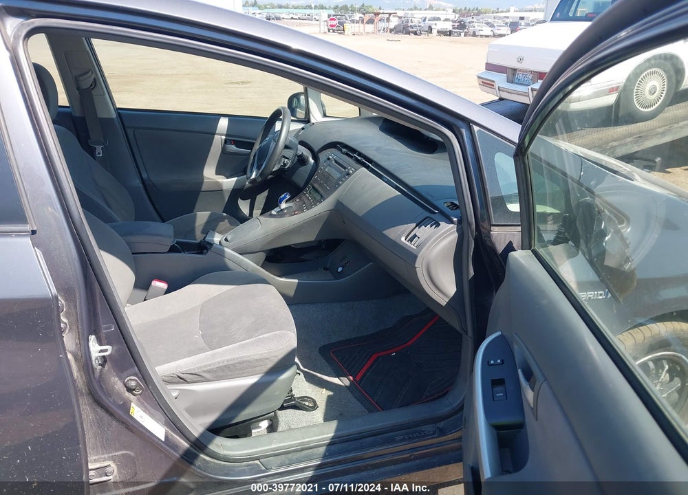 2011 TOYOTA PRIUS THREE VIN: JTDKN3DUXB1432942
