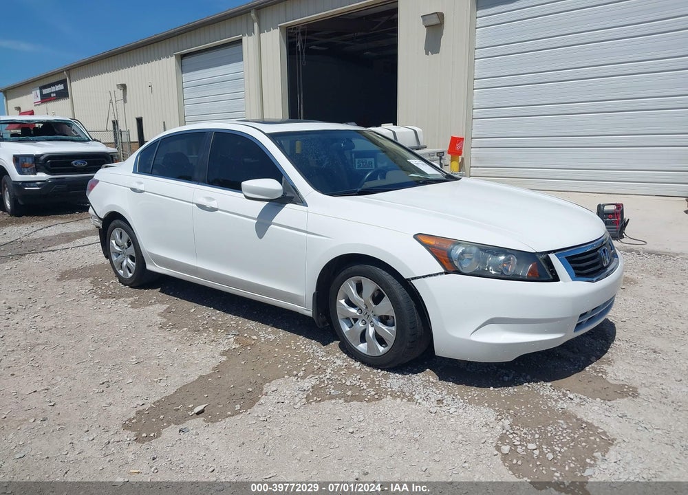2010 HONDA ACCORD 2.4 EX VIN: 1HGCP2F77AA106015