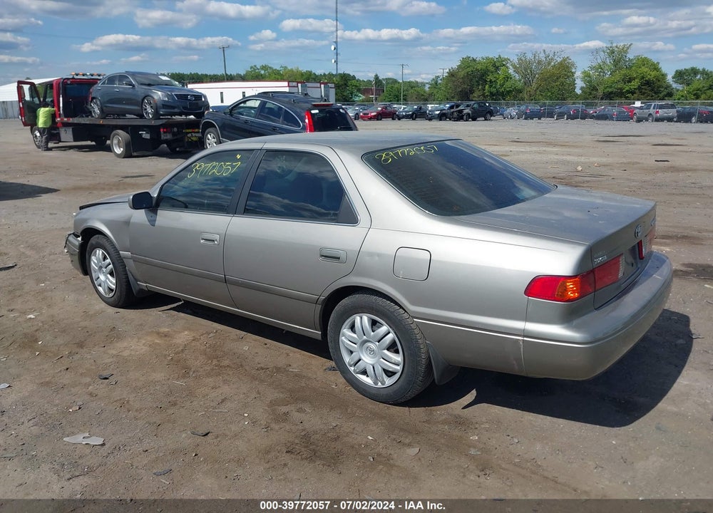 2000 TOYOTA CAMRY LE VIN: 4T1BG22K4YU670455