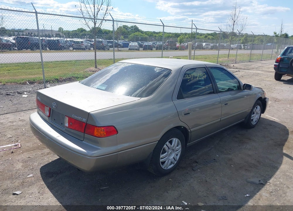 2000 TOYOTA CAMRY LE VIN: 4T1BG22K4YU670455