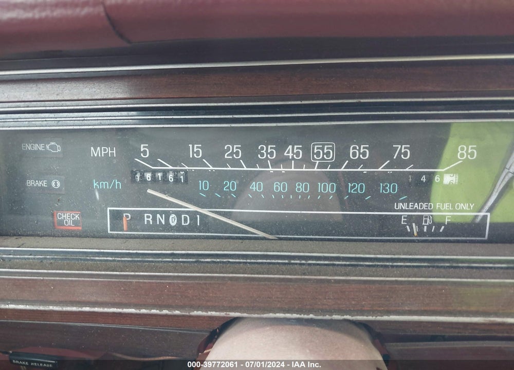 1986 FORD LTD CROWN VICTORIA CNTRY SQ VIN: 2FABP44F6GX158046