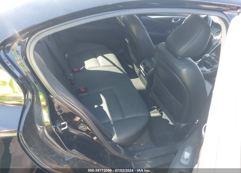2018 INFINITI Q50 3.0T LUXE VIN: JN1EV7AR3JM437095
