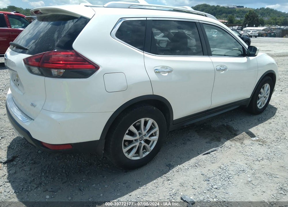 2017 NISSAN ROGUE SV VIN: JN8AT2MT5HW132051