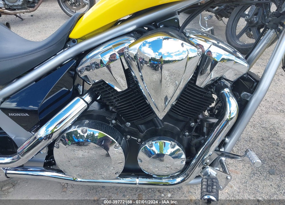 2022 HONDA VT1300 CXA VIN: JH2SC6167NK600460