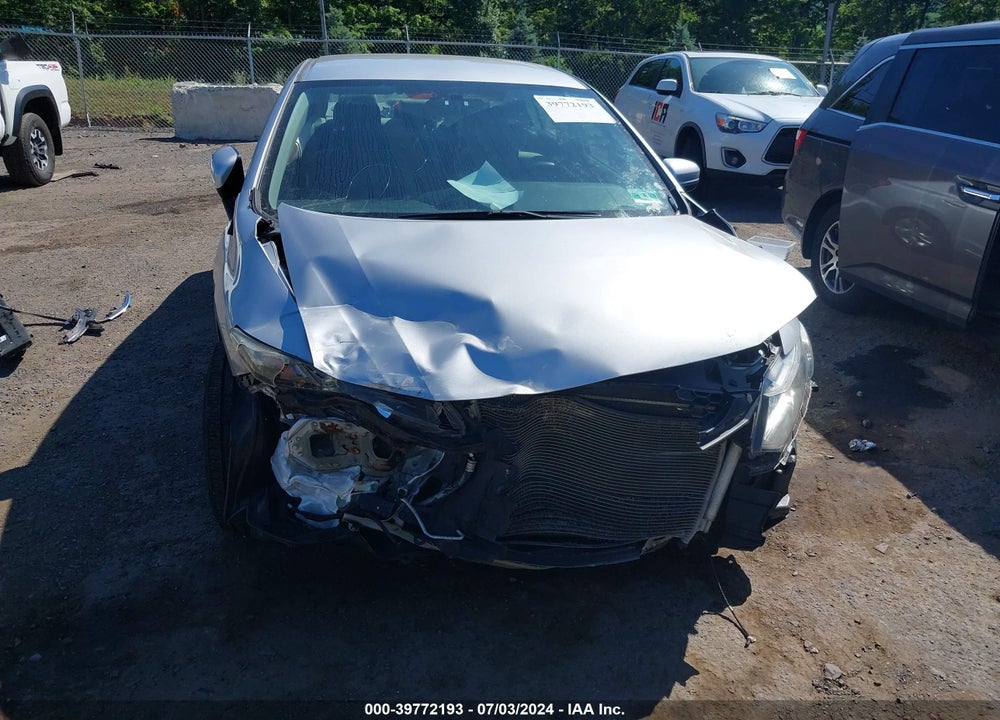 2014 HONDA CIVIC LX VIN: 19XFB2F57EE226084