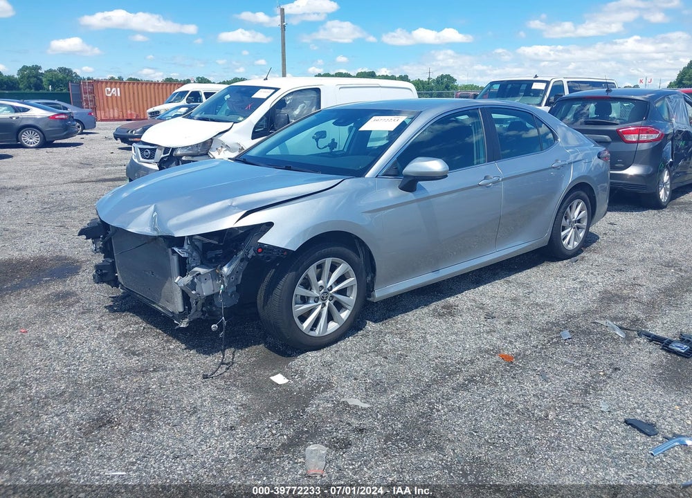 2021 TOYOTA CAMRY LE VIN: 4T1C11AKXMU608389