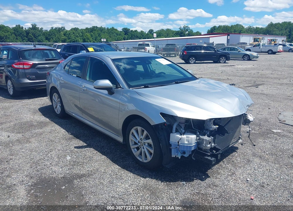 2021 TOYOTA CAMRY LE VIN: 4T1C11AKXMU608389