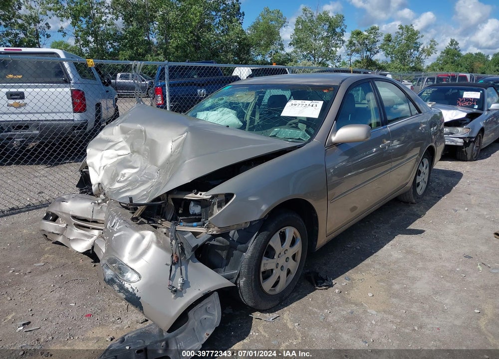 2004 TOYOTA CAMRY XLE VIN: 4T1BE32K54U804539