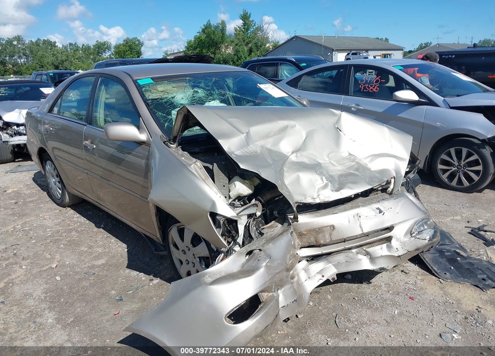 2004 TOYOTA CAMRY XLE VIN: 4T1BE32K54U804539