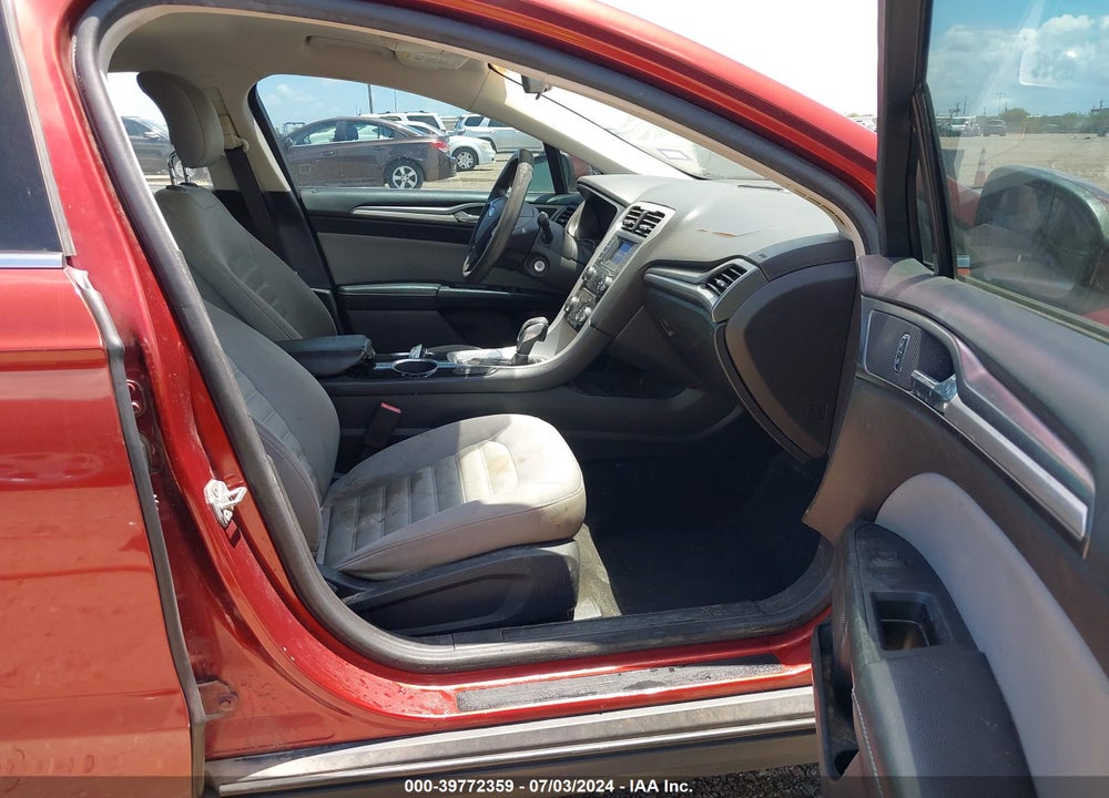 2014 FORD FUSION S VIN: 3FA6P0G71ER149331