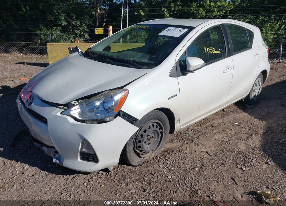 2014 TOYOTA PRIUS C ONE VIN: JTDKDTB32E1566412