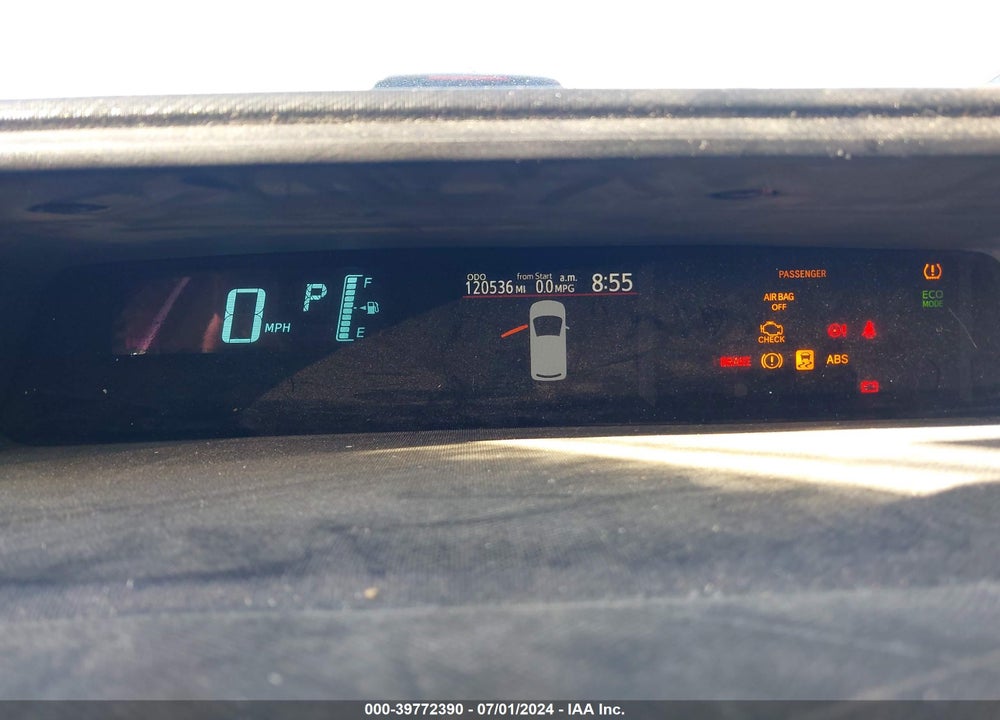 2014 TOYOTA PRIUS C ONE VIN: JTDKDTB32E1566412