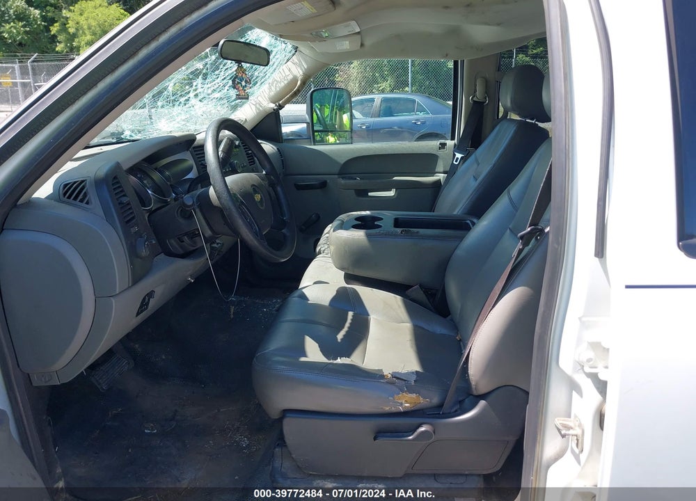 2013 CHEVROLET SILVERADO 3500HD WORK TRUCK VIN: 1GC4CZC83DF111868