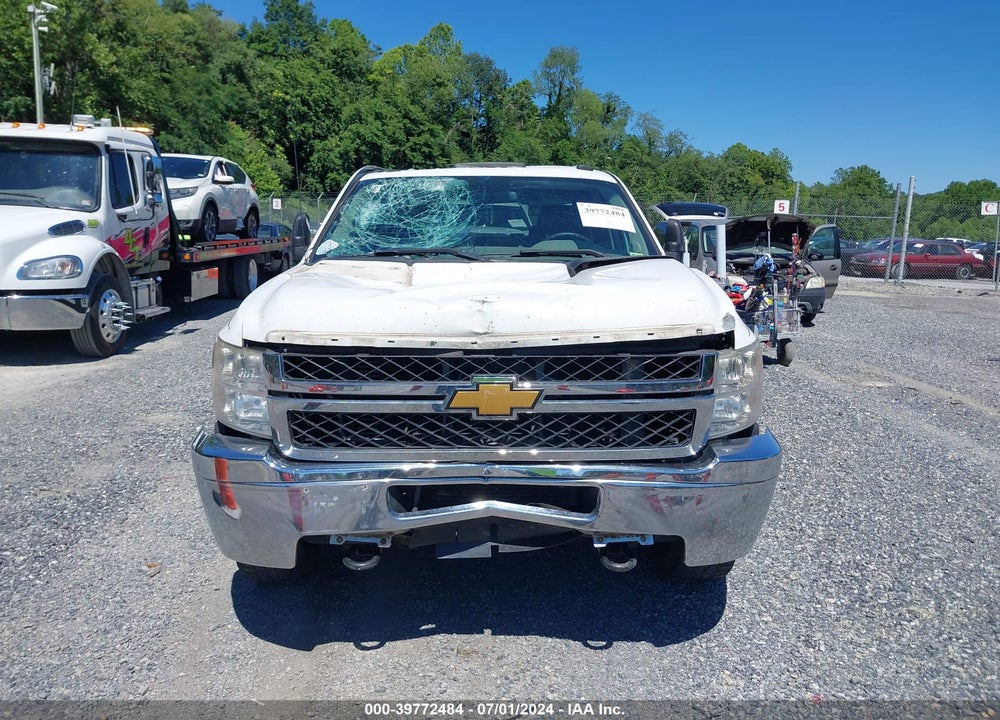 2013 CHEVROLET SILVERADO 3500HD WORK TRUCK VIN: 1GC4CZC83DF111868