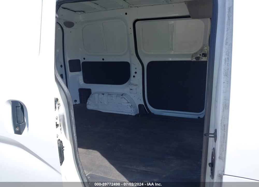 2015 NISSAN NV200 SV VIN: 3N6CM0KN0FK704191