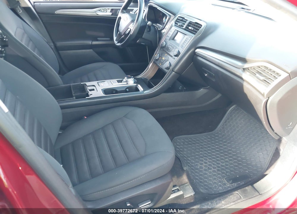 2017 FORD FUSION SE VIN: 3FA6P0H77HR236668