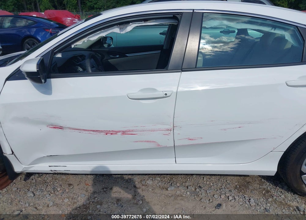 2018 HONDA CIVIC LX VIN: 2HGFC2F52JH566563
