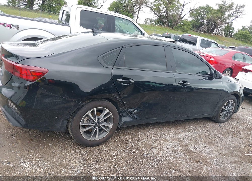 2024 KIA FORTE LXS VIN: 3KPF24AD7RE697619