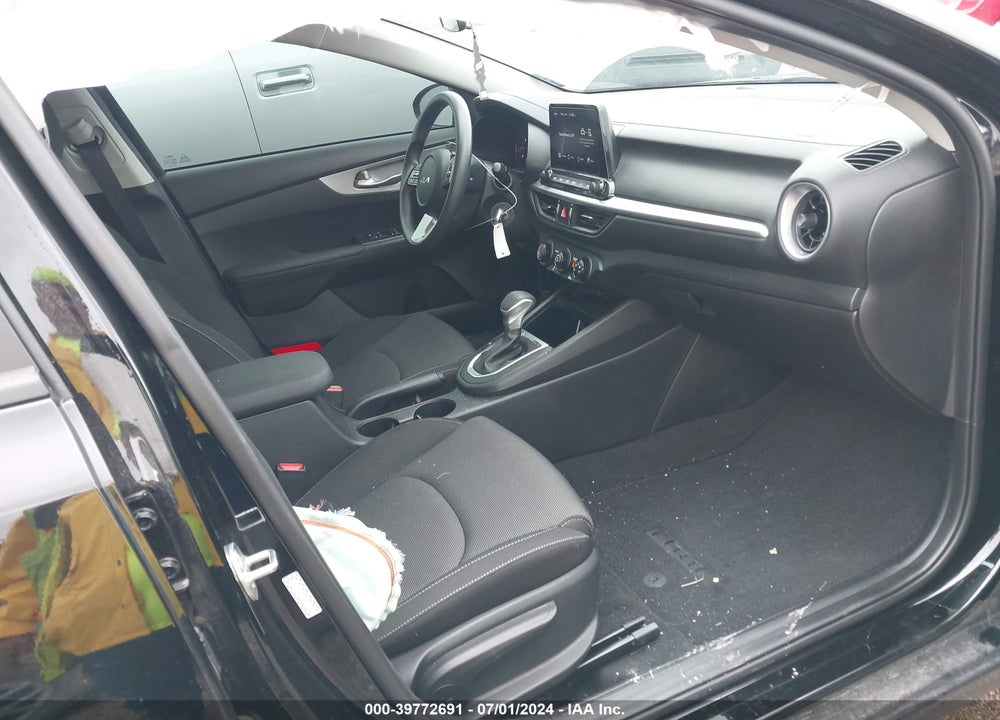 2024 KIA FORTE LXS VIN: 3KPF24AD7RE697619