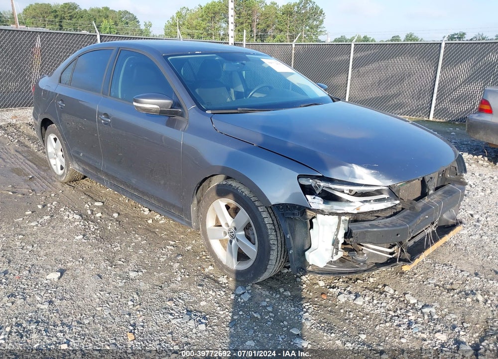 2012 VOLKSWAGEN JETTA 2.0L TDI VIN: 3VW3L7AJ9CM004888