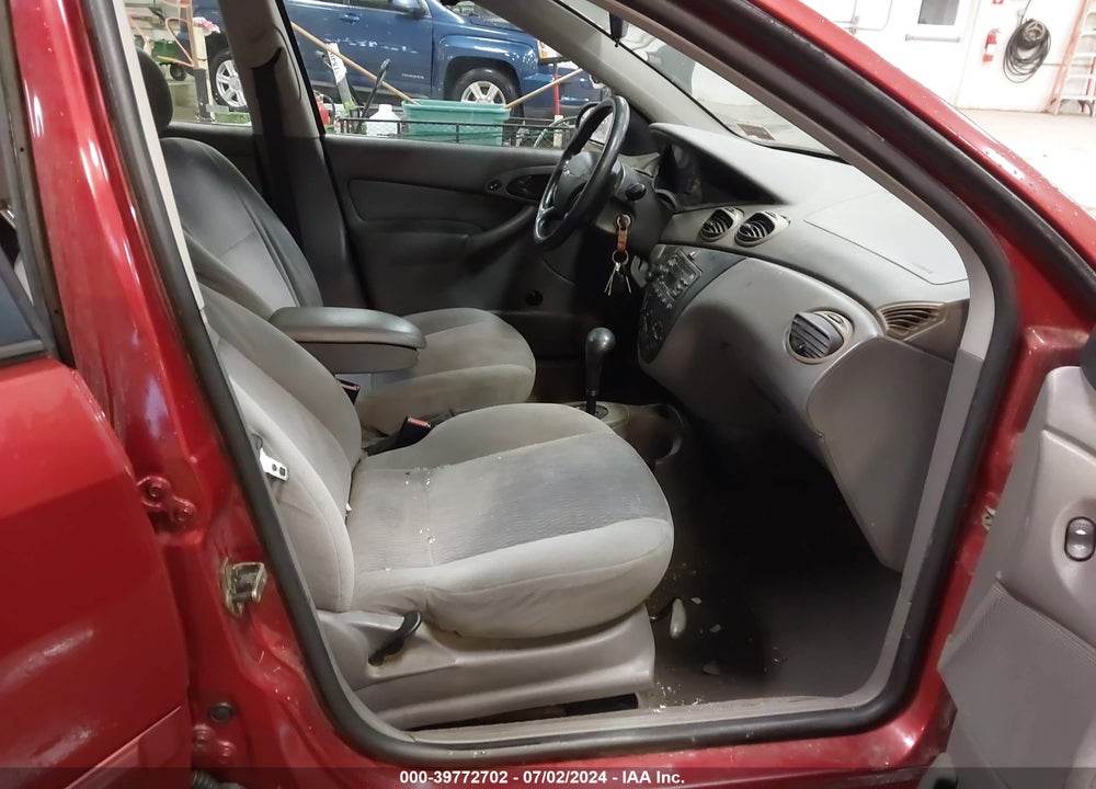 2001 FORD FOCUS SE/SE STREET EDITION VIN: 1FAFP36361W294534