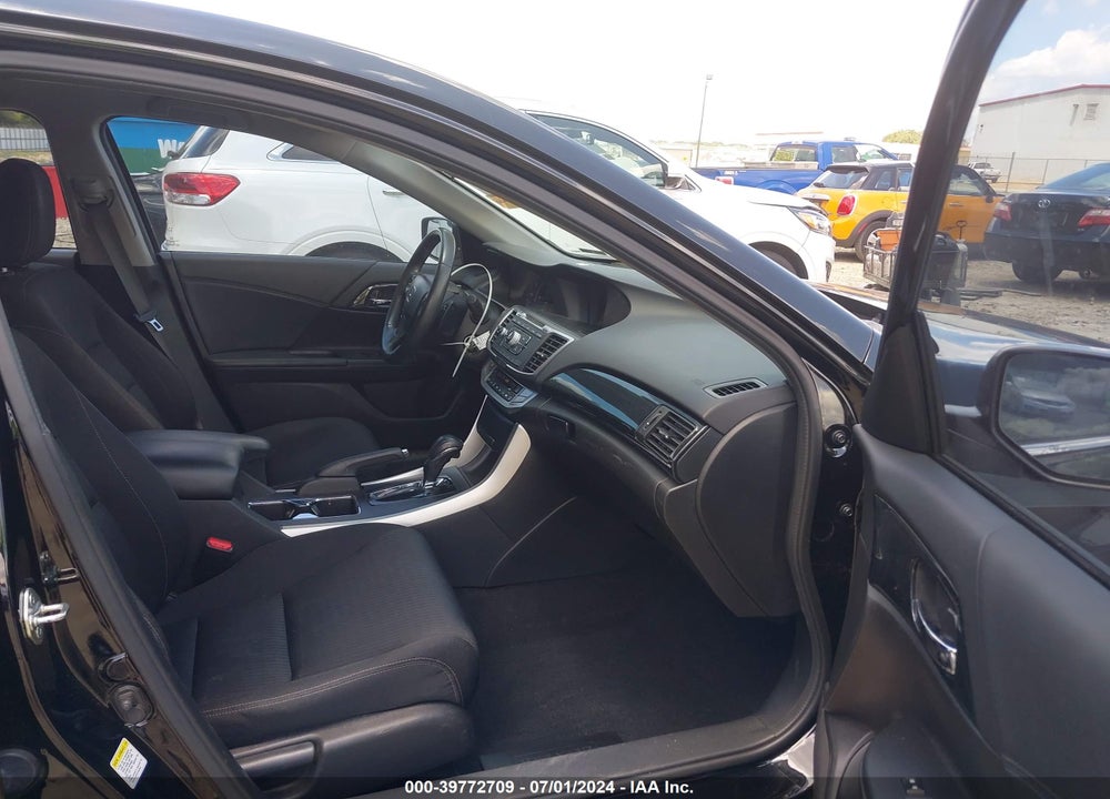 2014 HONDA ACCORD SPORT VIN: 1HGCR2F58EA063870