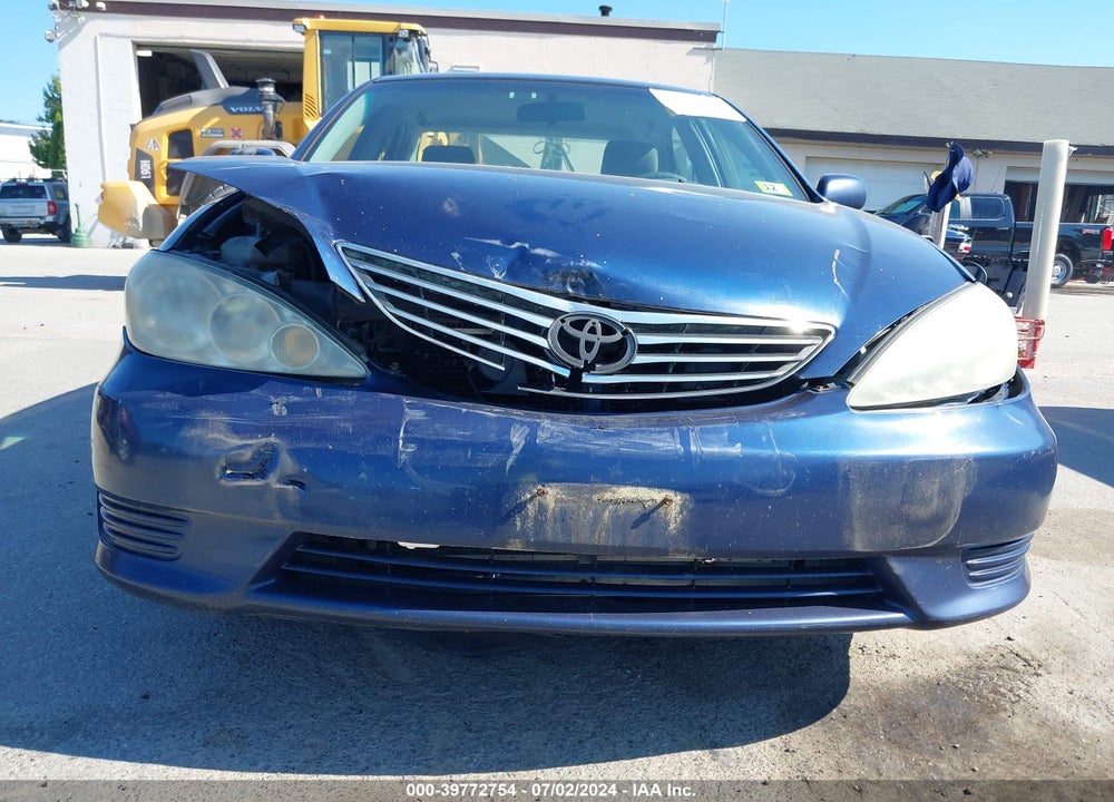 2005 TOYOTA CAMRY VIN: 4T1BE32K85U014699