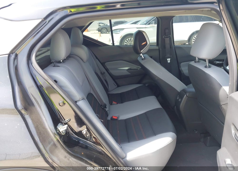 2023 NISSAN KICKS SR XTRONIC CVT VIN: 3N1CP5DV6PL520196