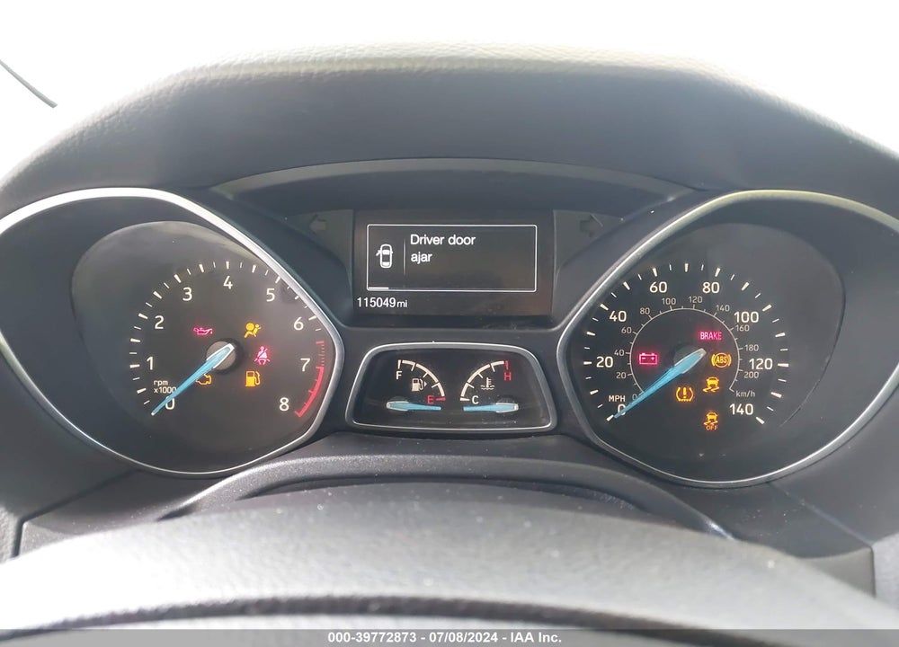 2015 FORD FOCUS SE VIN: 1FADP3K29FL328639