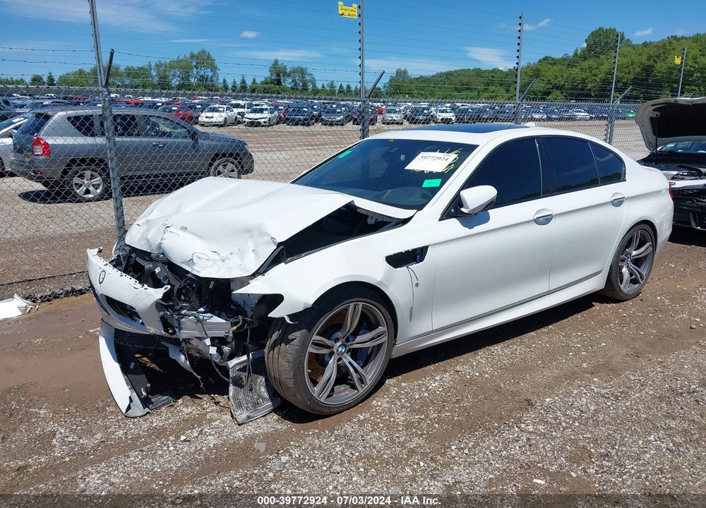 2013 BMW M5 VIN: WBSFV9C59DD096807