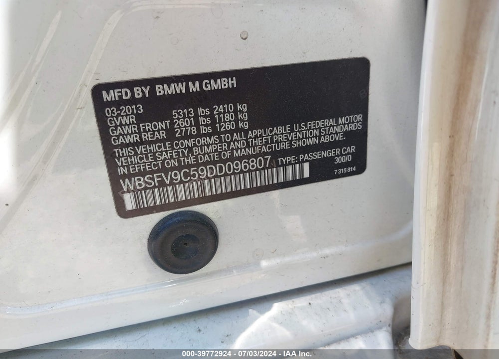 2013 BMW M5 VIN: WBSFV9C59DD096807