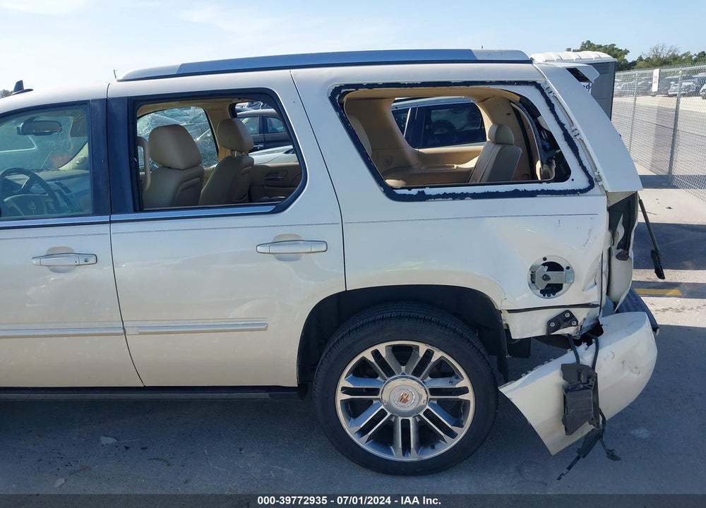 2012 CADILLAC ESCALADE PREMIUM VIN: 1GYS3CEF2CR311695