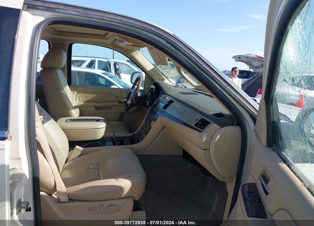2012 CADILLAC ESCALADE PREMIUM VIN: 1GYS3CEF2CR311695