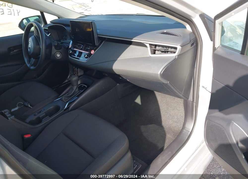 2024 TOYOTA COROLLA LE VIN: 5YFB4MDE6RP123072