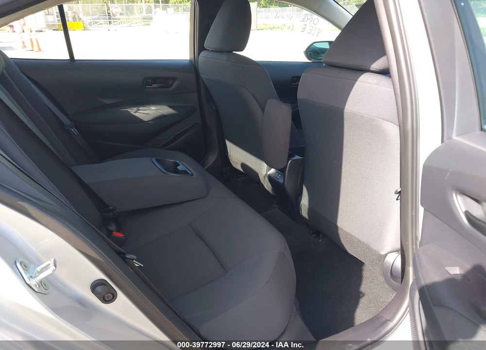 2024 TOYOTA COROLLA LE VIN: 5YFB4MDE6RP123072