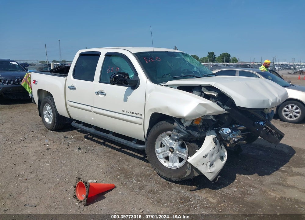2011 CHEVROLET SILVERADO 1500 LT VIN: 3GCPKSE31BG248067