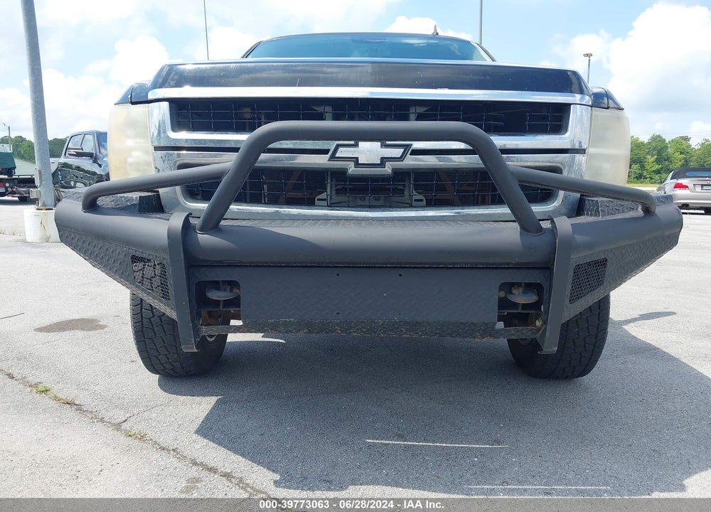 2007 CHEVROLET SILVERADO 2500HD WORK TRUCK VIN: 1GCHK29K17E598500