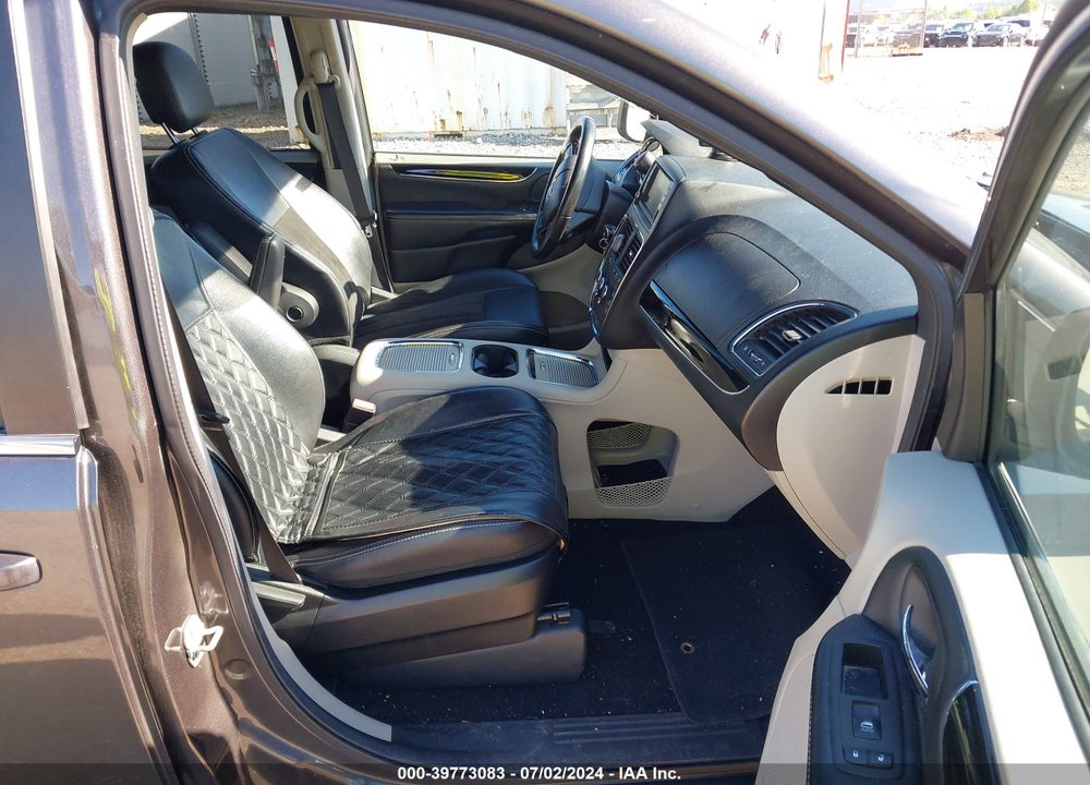 2019 DODGE GRAND CARAVAN SXT VIN: 2C4RDGCG2KR660885