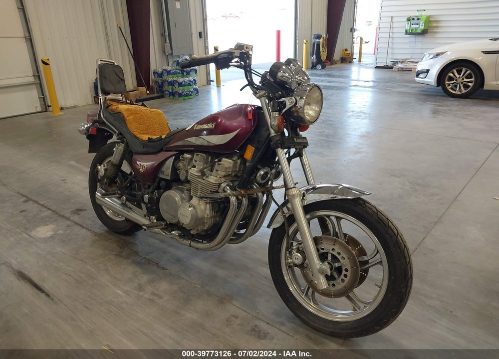 1985 KAWASAKI ZN700 VIN: JKAZN6A13FA005094
