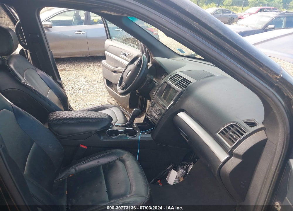 2017 FORD EXPLORER XLT VIN: 1FM5K8D8XHGA80419