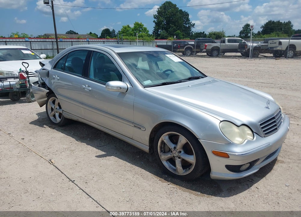 2006 MERCEDES-BENZ C 230 SPORT VIN: WDBRF52H26E022730