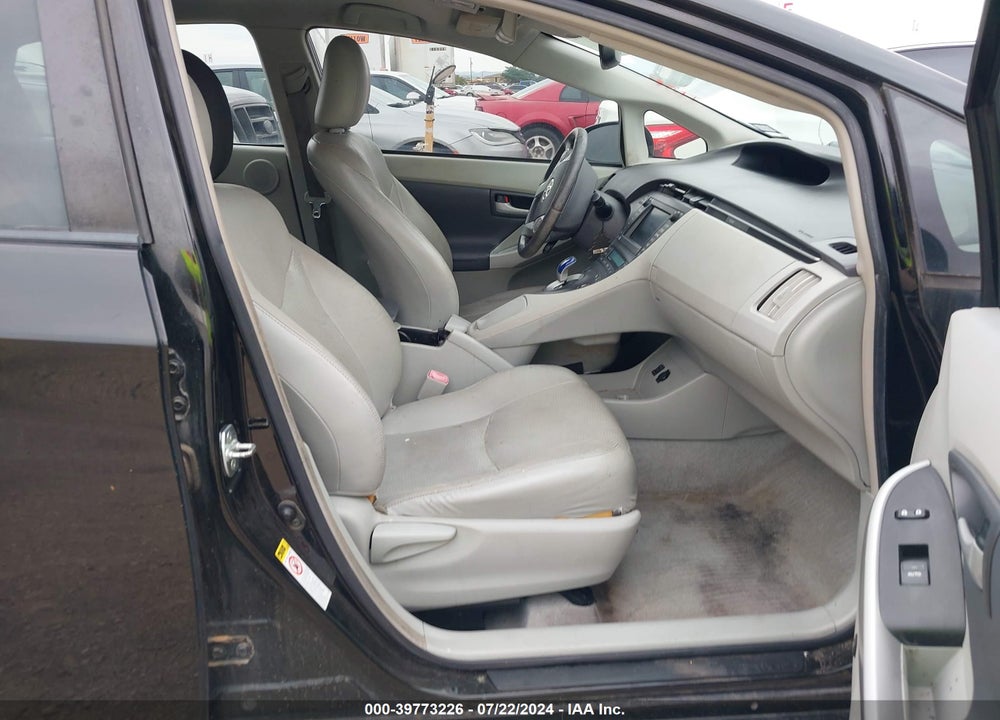 2010 TOYOTA PRIUS V VIN: JTDKN3DU6A0014060