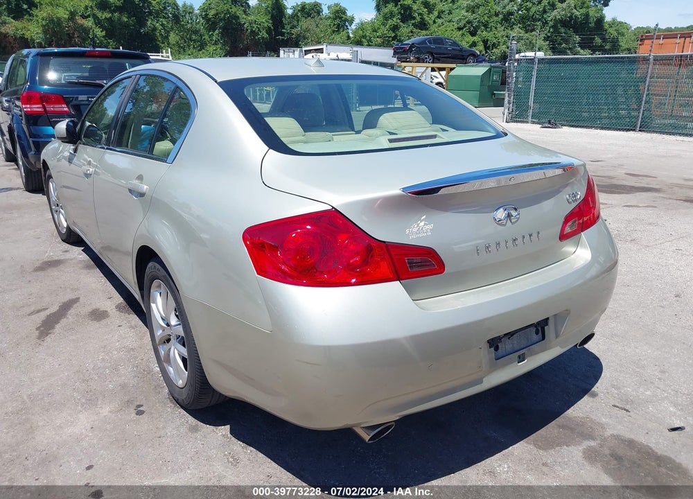 2007 INFINITI G35X VIN: JNKBV61F77M812929